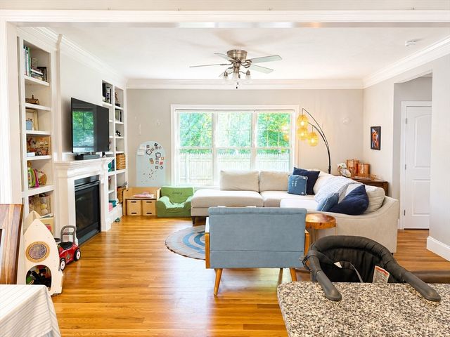 167 North Main B, Natick, MA 01760
