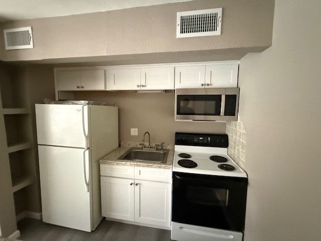 5010 Bowser Avenue 107, Dallas, TX 75209