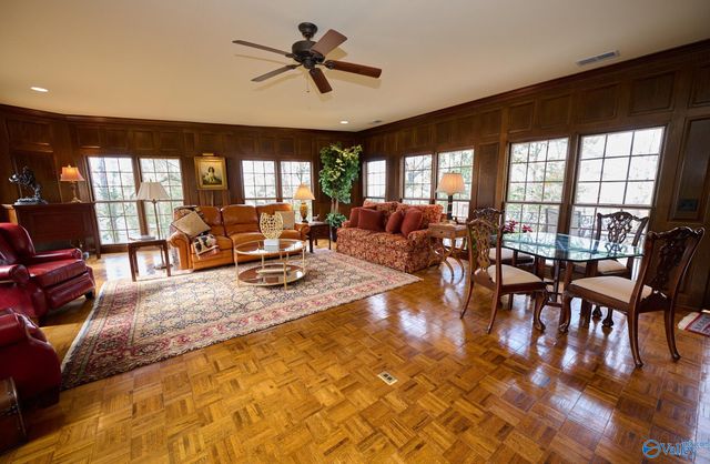 2003 Big Cove Road SE, Huntsville, AL 35801