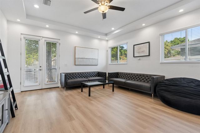 2113 W CASS STREET 2, Tampa, FL 33606