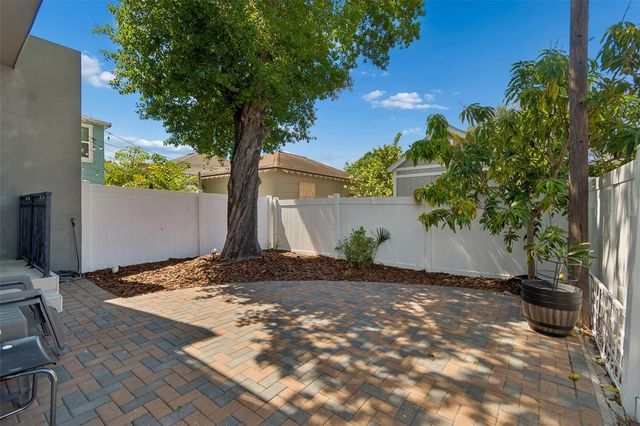 2113 W CASS STREET 2, Tampa, FL 33606
