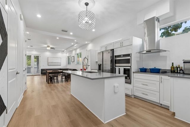 2113 W CASS STREET 2, Tampa, FL 33606