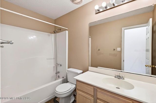 19441 W Lake Village Drive, Gulfport, MS 39503