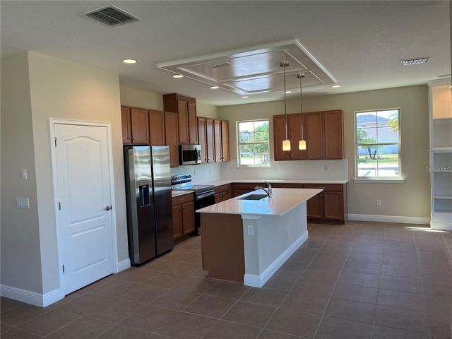 6673 KNOLLWOOD STREET, Harmony, FL 34773