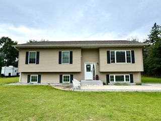 55220 State Highway 11, Warroad, MN 56763