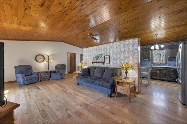 371 WESLEY AVENUE, Green Bay, WI 54302
