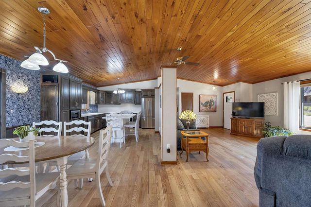 371 WESLEY AVENUE, Green Bay, WI 54302