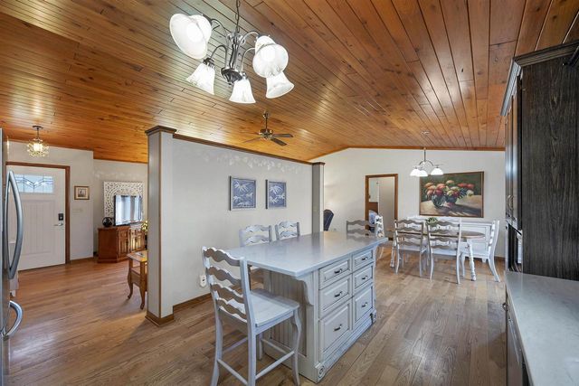 371 WESLEY AVENUE, Green Bay, WI 54302