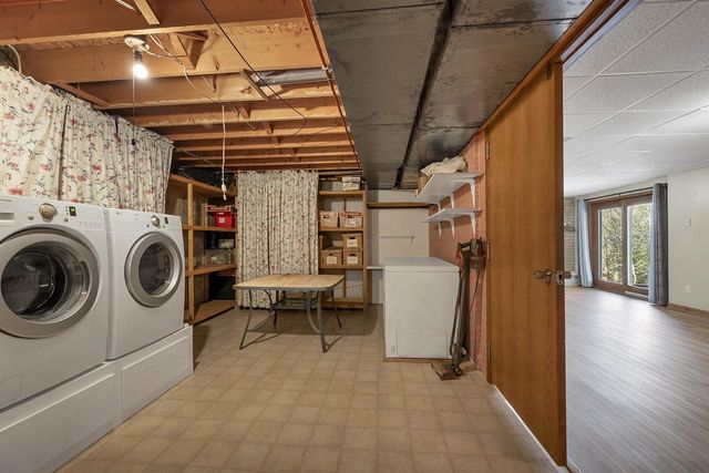 371 WESLEY AVENUE, Green Bay, WI 54302