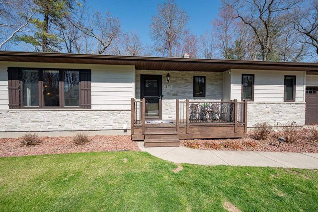371 WESLEY AVENUE, Green Bay, WI 54302