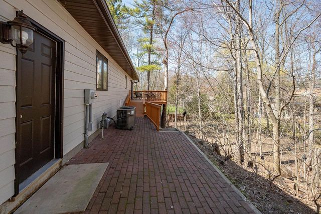 371 WESLEY AVENUE, Green Bay, WI 54302