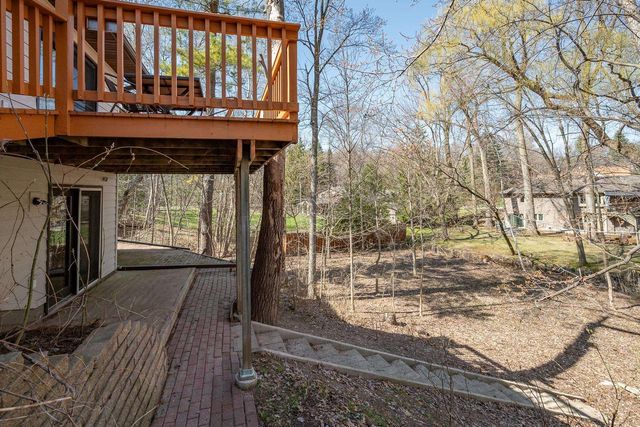 371 WESLEY AVENUE, Green Bay, WI 54302