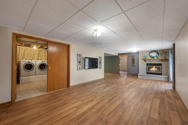 371 WESLEY AVENUE, Green Bay, WI 54302