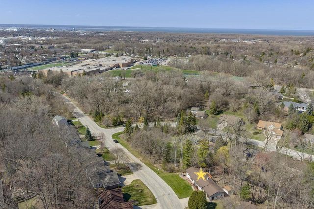 371 WESLEY AVENUE, Green Bay, WI 54302