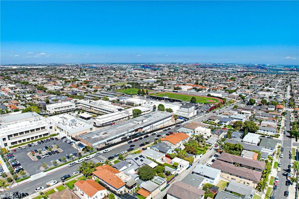 Image 30 of property listing at 1055 W 17th, San Pedro, CA 90731