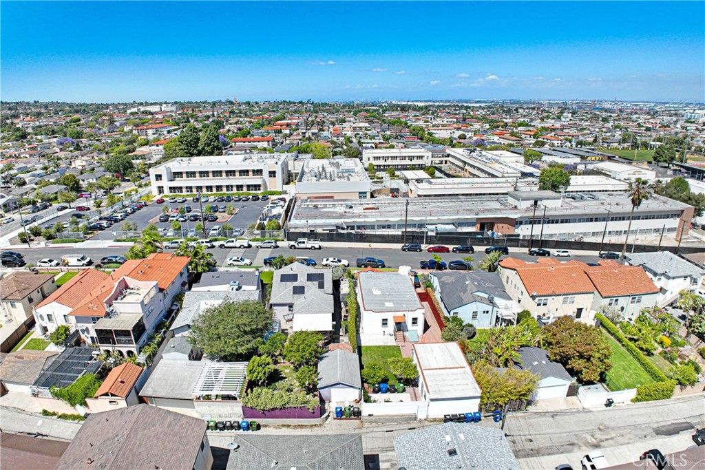 Image 35 of property listing at 1055 W 17th, San Pedro, CA 90731