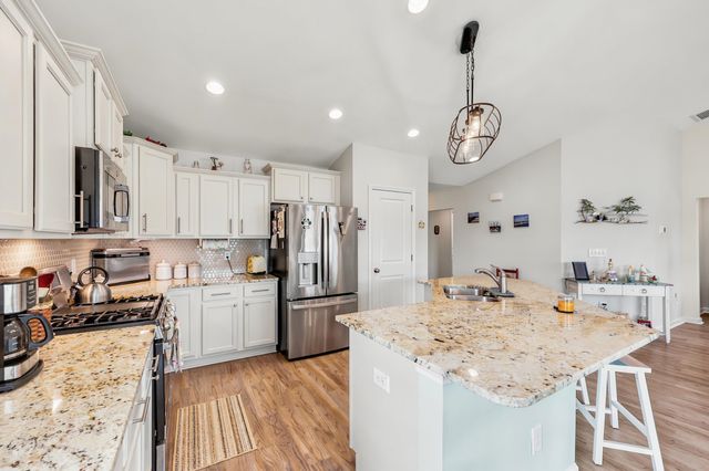 3830 Park Pointe Ave., Little River, SC 29566