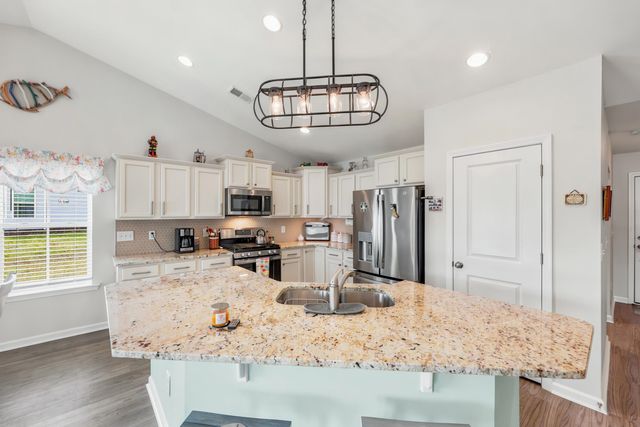 3830 Park Pointe Ave., Little River, SC 29566