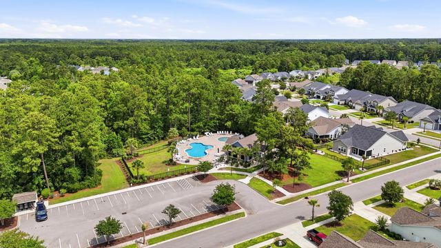 3830 Park Pointe Ave., Little River, SC 29566