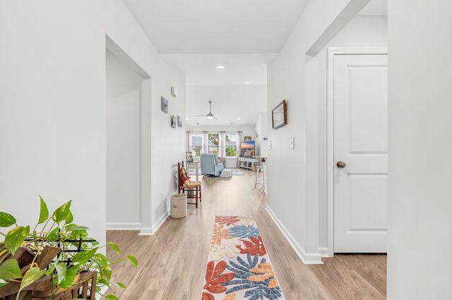 3830 Park Pointe Ave., Little River, SC 29566