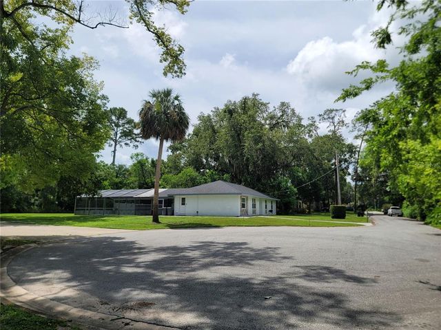 2417 YALE AVENUE, Sanford, FL 32771
