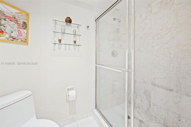 19195 NE 36th Court 710, Aventura, FL 33180
