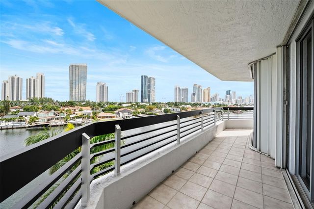 19195 NE 36th Court 710, Aventura, FL 33180