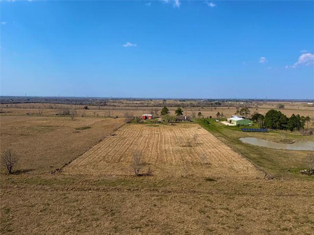 15903 County Road 621, Angleton, TX 77515