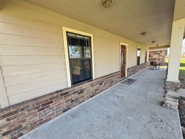 15903 County Road 621, Angleton, TX 77515