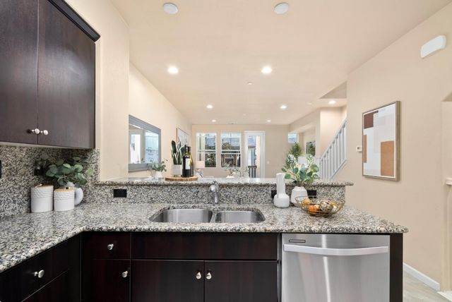 2116 Vincenzo, San Jose, CA 95133