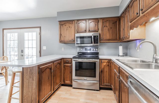 6124 Ashbrooke Road, Evansville, IN 47710