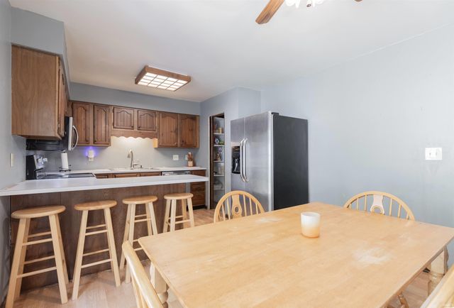 6124 Ashbrooke Road, Evansville, IN 47710