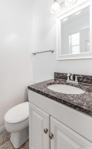 6124 Ashbrooke Road, Evansville, IN 47710