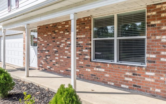 6124 Ashbrooke Road, Evansville, IN 47710