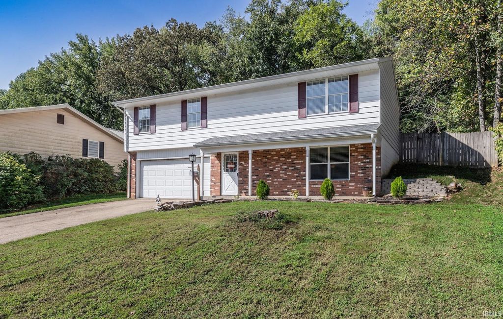 6124 Ashbrooke Road, Evansville, IN 47710