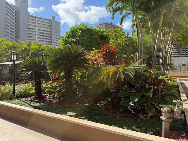 411 Hobron Lane 3605, Honolulu, HI 96815