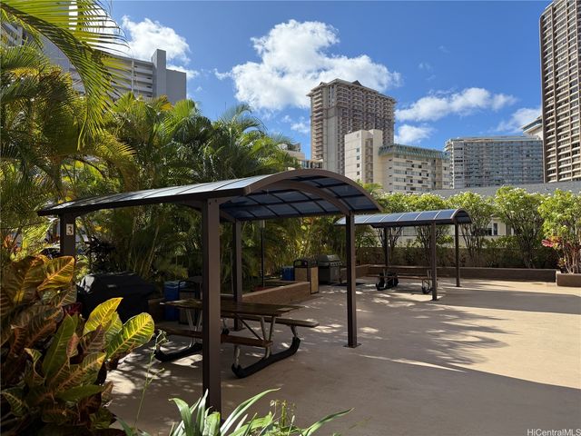 411 Hobron Lane 3605, Honolulu, HI 96815