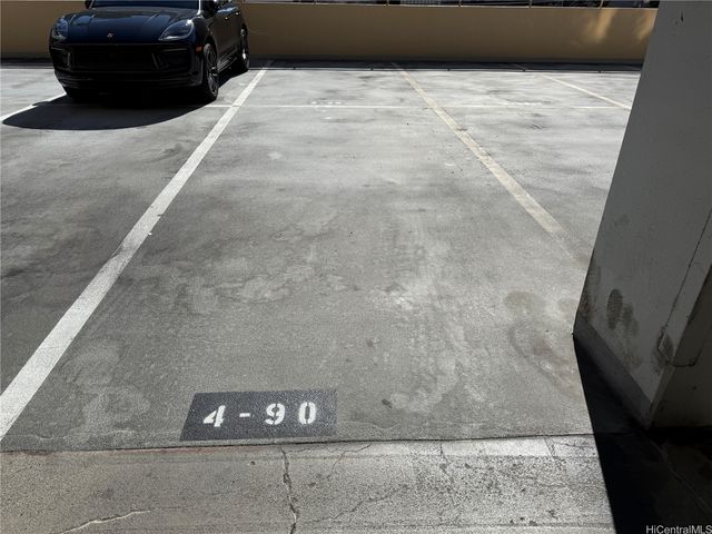 411 Hobron Lane 3605, Honolulu, HI 96815