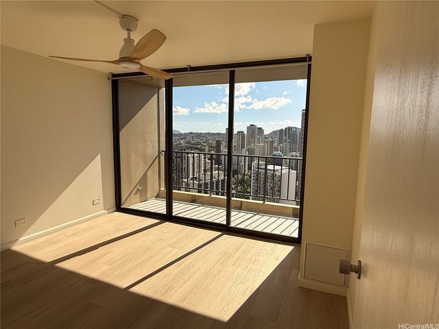 411 Hobron Lane 3605, Honolulu, HI 96815