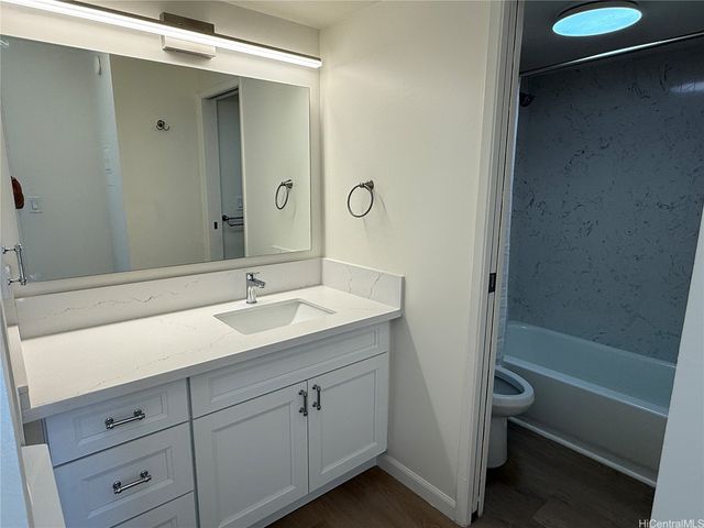 411 Hobron Lane 3605, Honolulu, HI 96815