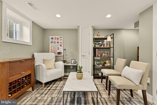 3504 24TH ST NE, Washington, DC 20018