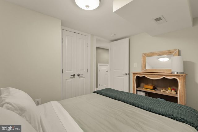 3504 24TH ST NE, Washington, DC 20018