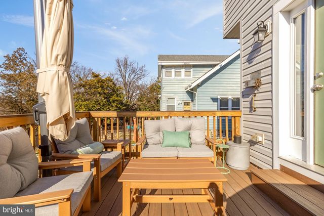 3504 24TH ST NE, Washington, DC 20018