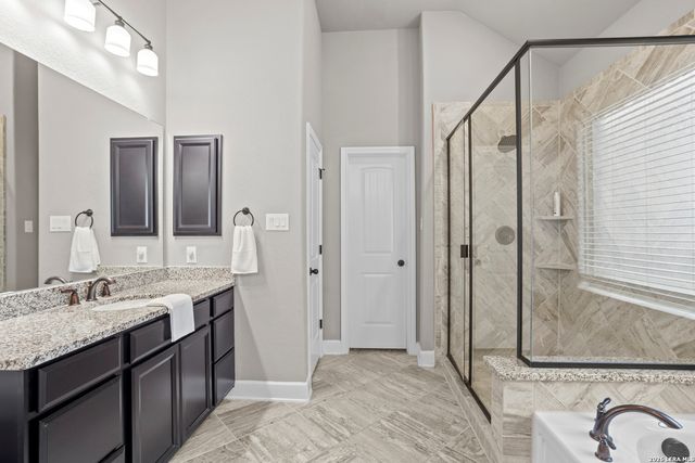 8905 Shady Pond, Boerne, TX 78015