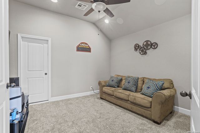 8905 Shady Pond, Boerne, TX 78015