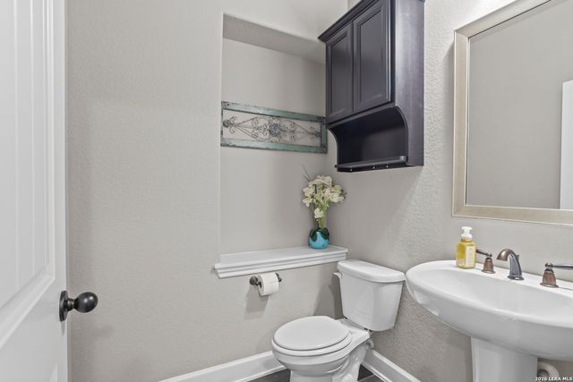 8905 Shady Pond, Boerne, TX 78015