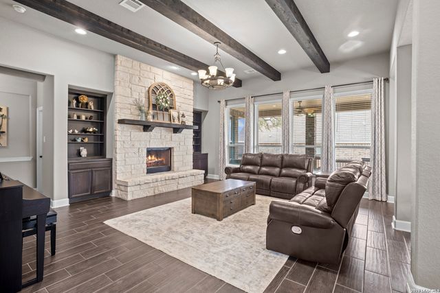 8905 Shady Pond, Boerne, TX 78015