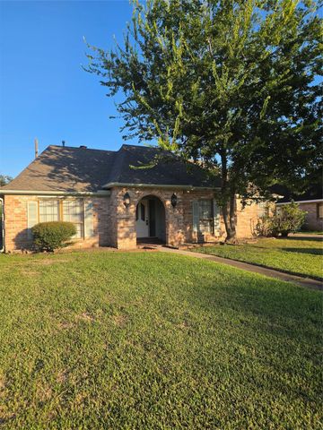 6607 Addicks Clodine Road, Houston, TX 77083
