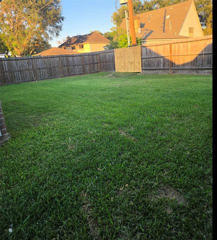 6607 Addicks Clodine Road, Houston, TX 77083