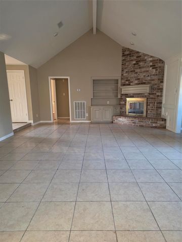 6607 Addicks Clodine Road, Houston, TX 77083